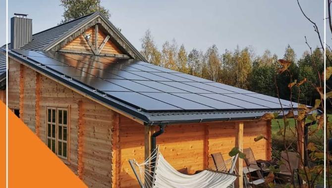 solet technics sumontuota saules elektrine ant nuozulnaus stogo
