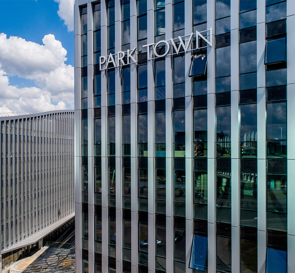 park town integruota i fasada saules elektrine