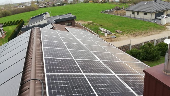 saulės elektrinė naujame name