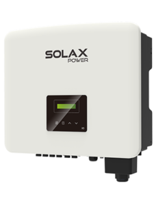 solax hibridinis keitiklis skaidriame fone