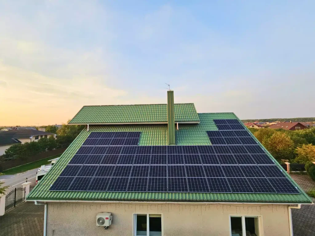 15 kW saulės elektrinė su kaupikliu Kretingoje