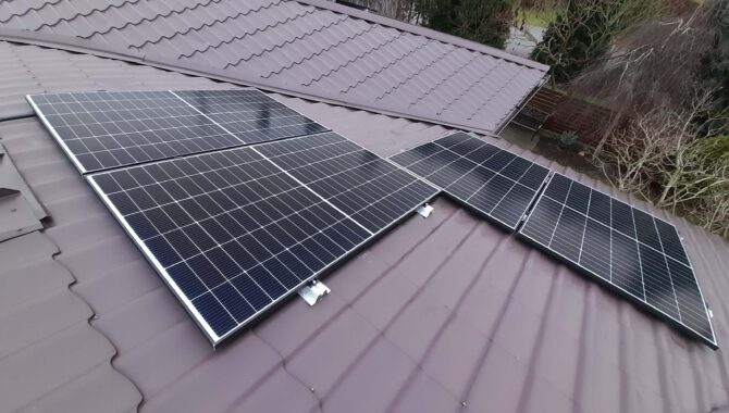 5,9 kW saulės jėgainės projektas ant stogo Kaune