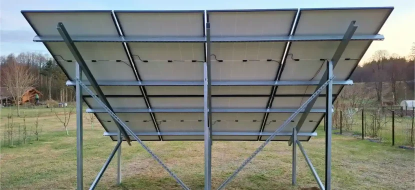 8 kW antžeminė saulės elektrinė Varėnos rajone