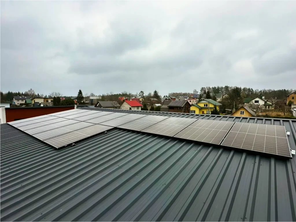 8 kW jėgainė ant stogo Vilniuje