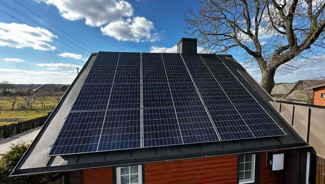 6 kW saulės baterijos ant stogo Trakų rajone