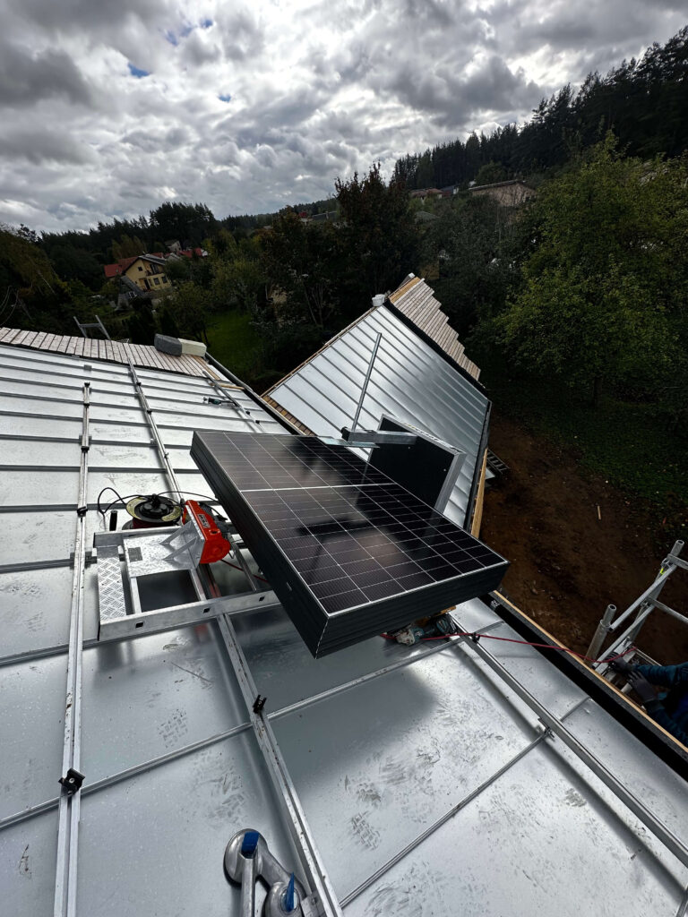 15 kW jėgainės projektas ant stogo Vilniuje
