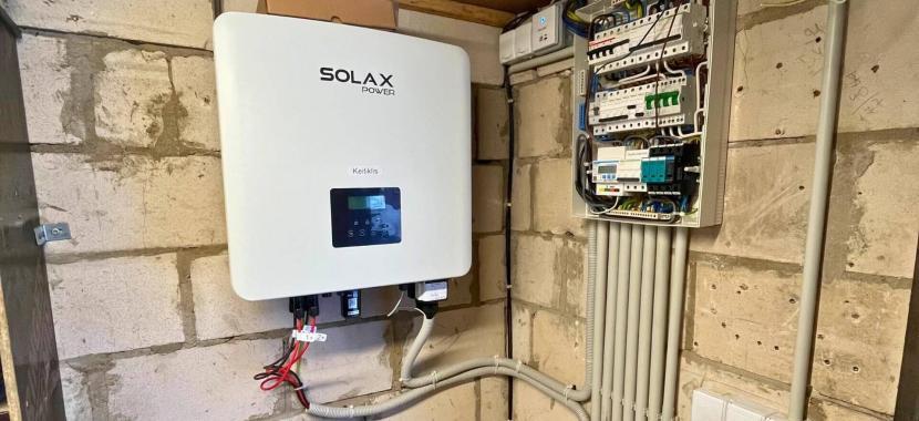 solax x3 hibrdinis keitiklis