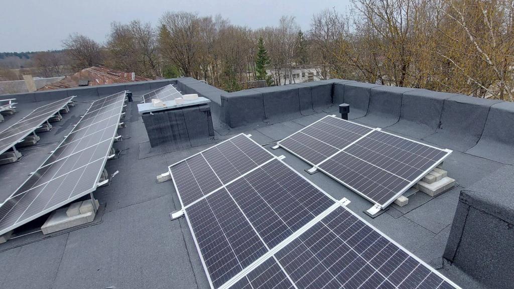 30kw saulės elektrinė ant plokščio stogo