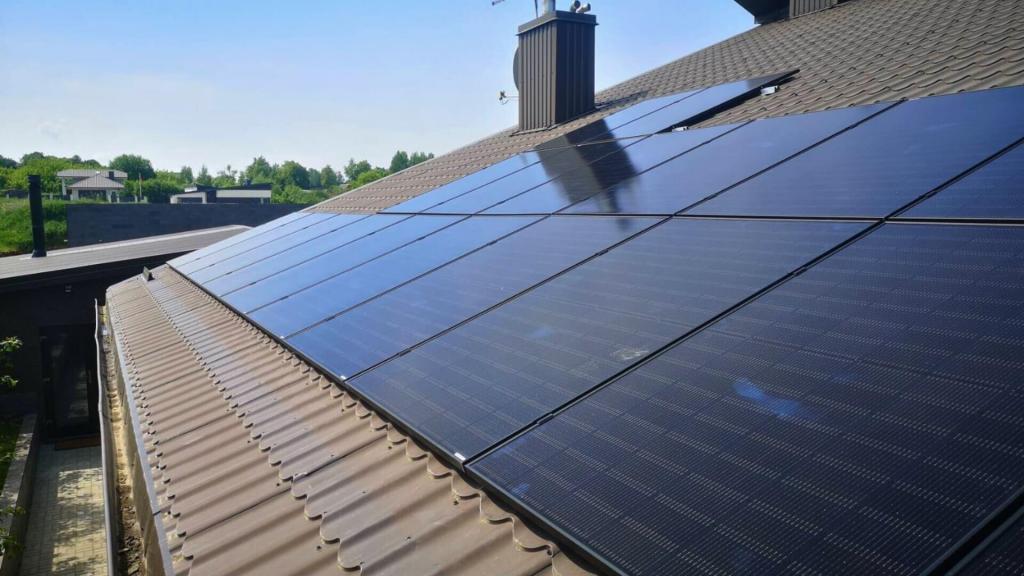 18kw saulės elektrinė ant trapecinio stogo, Jinko 430w saulės moduliai