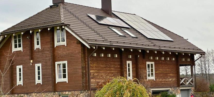 namas su 10kw saules elektrine