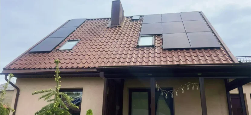 10 kW saulės elektrinė ant stogo