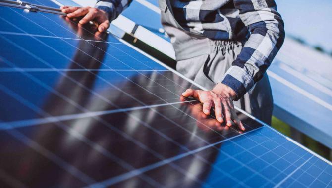 Kaip įsirengti saulės elektrinę pačiam